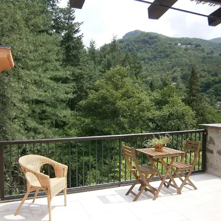 アパート Il Bosco Di Campo Marzano & Sky Borzonasca